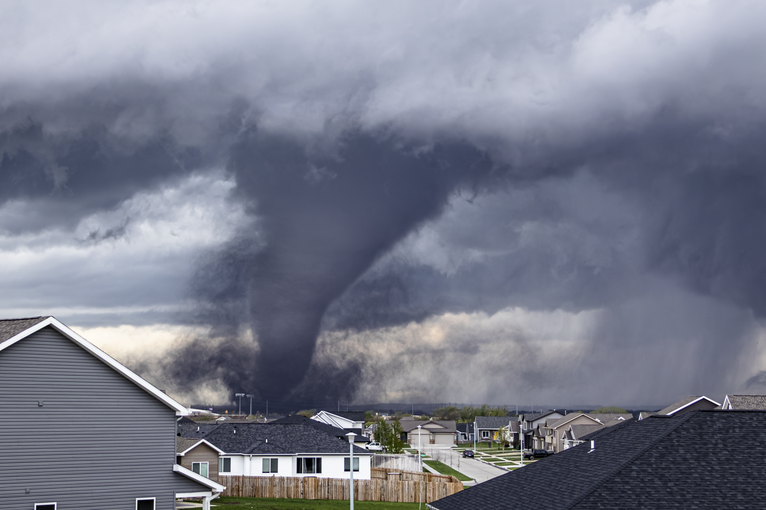 The Lincoln, Nebraska EF3 seen form the nearby town of Waverly - 4/26/2024